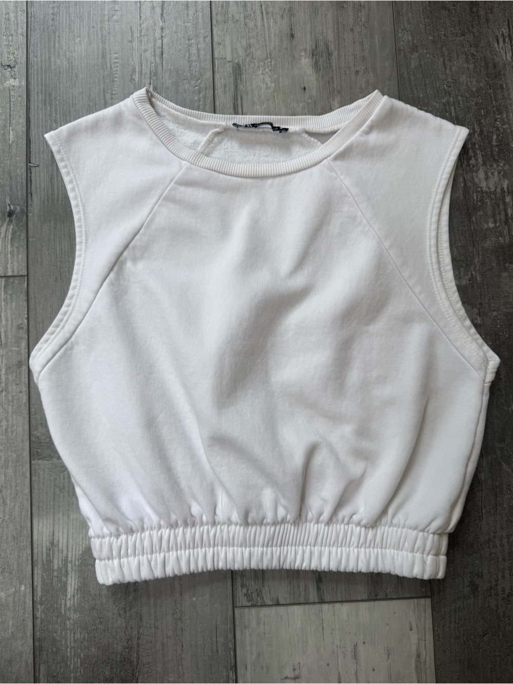 Zara White Cropped Sleeveless Sweatshirt Bubble Hem Fleece Top Medium